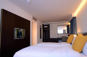 Отель Pelican London Hotel and Residence  Лондон